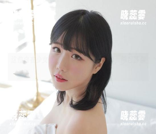 这位白衣少女竟是Addielyn(에디린)，图包等你来“评价”！