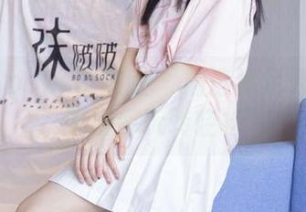 BoBoSocks袜啵啵 – 精选裸足秀：看泡芙如何玩转轻松