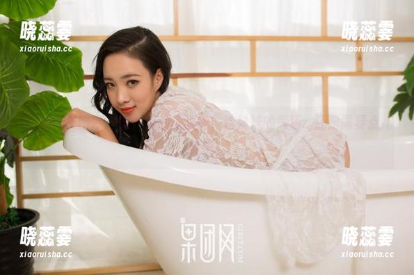 GIRLT果团网 - 图片里的王语纯，这妹妹的气场...还是需要点儿修炼。