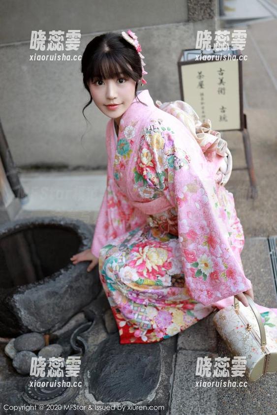 MFStar模范学院 - 随便一看，顾乔楠的全套写真，美脚让人无法自拔