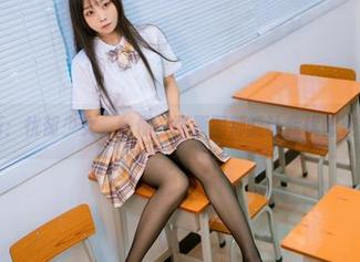 喵糖映画：忧郁少女，随便一张原图都能让我忧郁变得好看。