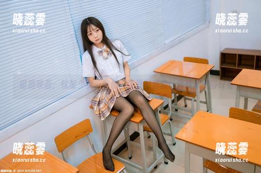 喵糖映画：忧郁少女，随便一张原图都能让我忧郁变得好看。