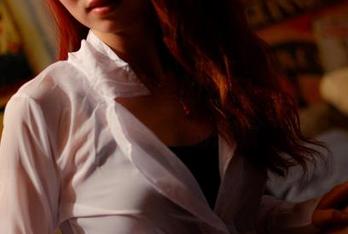 PANS – 高清图库里的安安，摆脱了“常规女王”的想象