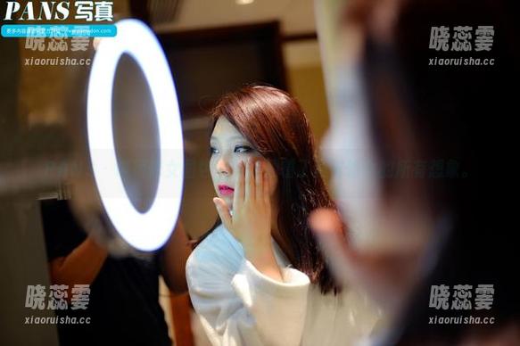 PANS - 琪琪修女图包，像是颠覆了我对修女的所有想象。