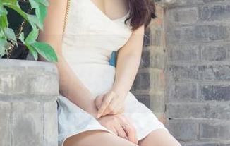 UGirls尤果网 – 赵伊彤秘书合集，点滴都能引发小小的耳语