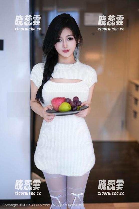 Xiuren秀人网 - Mina米娜学妹写真——图库里的灵动与自信！
