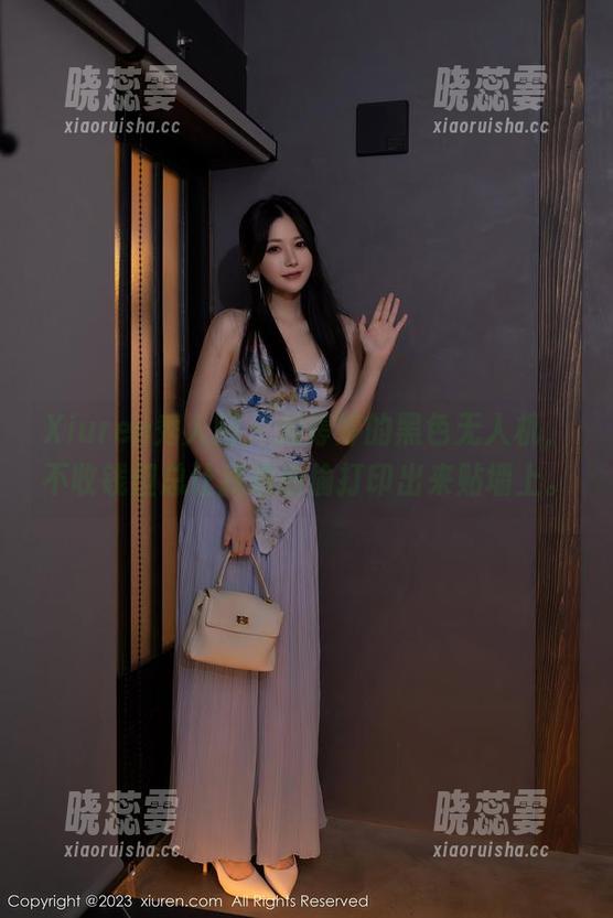 Xiuren秀人网 - 刘婷婷的黑色无人机，不收钱但总让我想偷偷打印出来贴墙上。