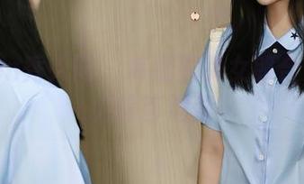 Xiuren秀人网 – 韩姗姗兔女郎合集：指尖搔首边整