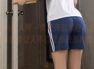 Xiuren秀人网 – 黄歆苑的黑白私拍，暗藏的小细节让人不自觉掉进那种氛围。