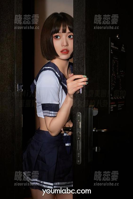 YouMi尤蜜荟 - 酒馆里有免费美图！您的蛋蛋陪你聊聊蕾姆兔女郎的八卦！