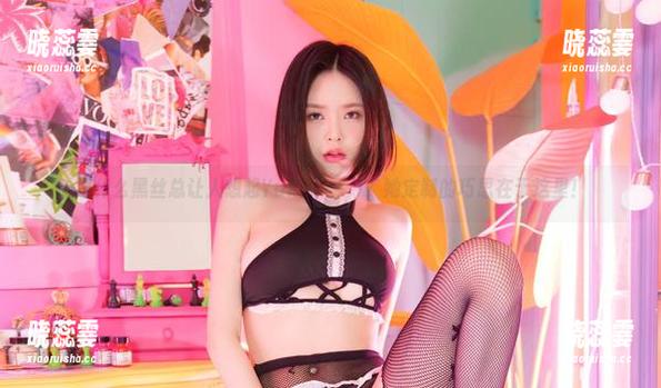 为什么黑丝总让人想起Yuka(유카)？她定制的巧思在于这里！