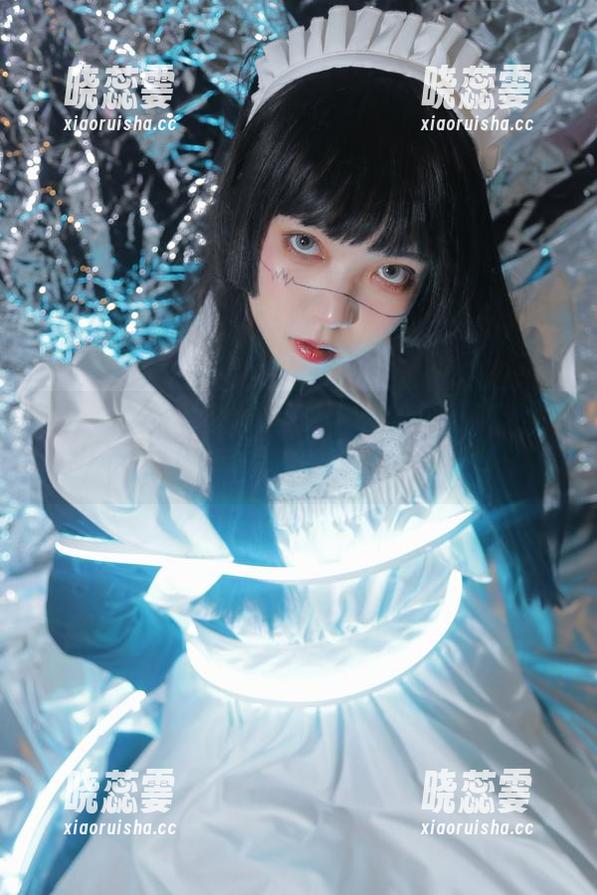 fushii_海堂 说好的洛丽塔?fushii_海堂的写真图集把我整懵了,哈哈,拜托!