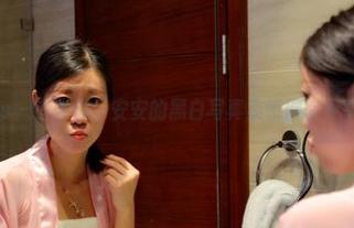 pans – 老实说，安安的黑白写真集值得你分享一下