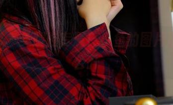 pans – 美腿控专属！小鱼的图片资源大公开