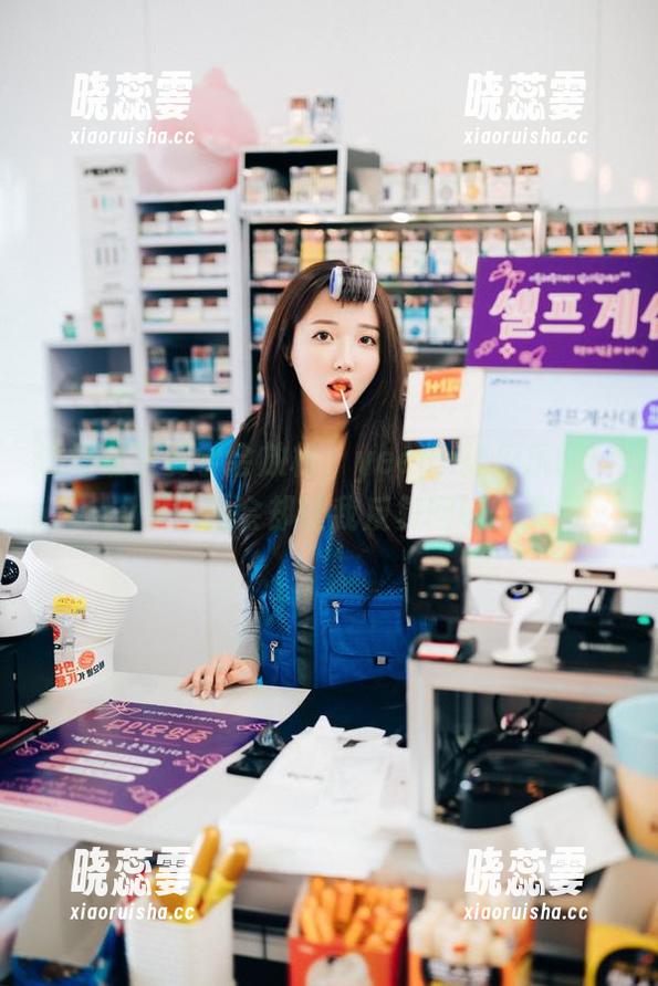 yeeun孙乐乐 说好最近要学会放松,yeeun孙乐乐的Loozy双重约会却让我反复回味的美图