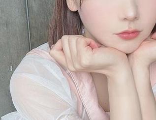 要不要来试试けん研(けんけん)这部C104honey写真，我们保证你不会只看一眼！