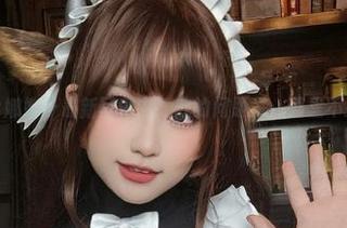 在七七娜娜子最新写真中，我的问题是：哪里不挠啊？