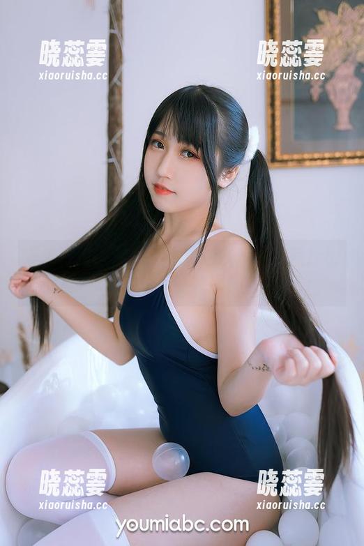 不呆猫 美图评选大赛:不呆猫的灰丝御姐照片也得再来一轮啊!