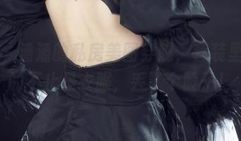丽柜 – 潘潘的私房美图穿越，套装里藏着的不止是衣服，丢了个骰子！