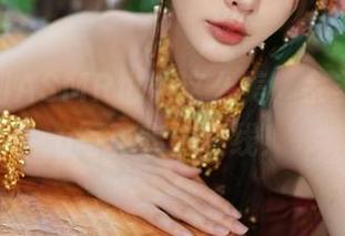 从没想到ASMR也能这么美，余多多Dudu写真实力在线！