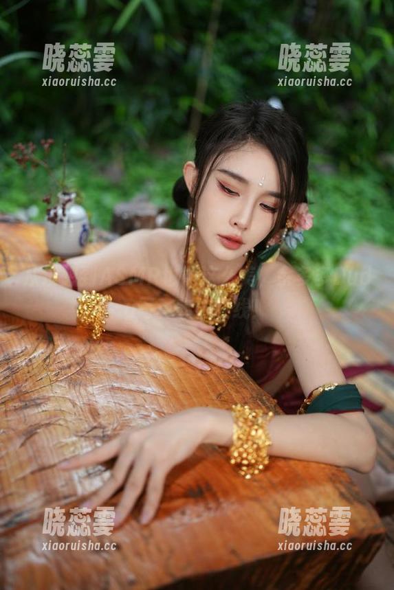 余多多Dudu 从没想到ASMR也能这么美,余多多Dudu写真实力在线!