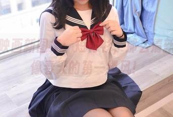 兔玩映画新图集：短衬衫，那么清新，好像春天的第一缕风！