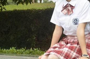 初夏女神 – 精选依依的复古街头，你以为是Instagram？不，是“老派”潮流！