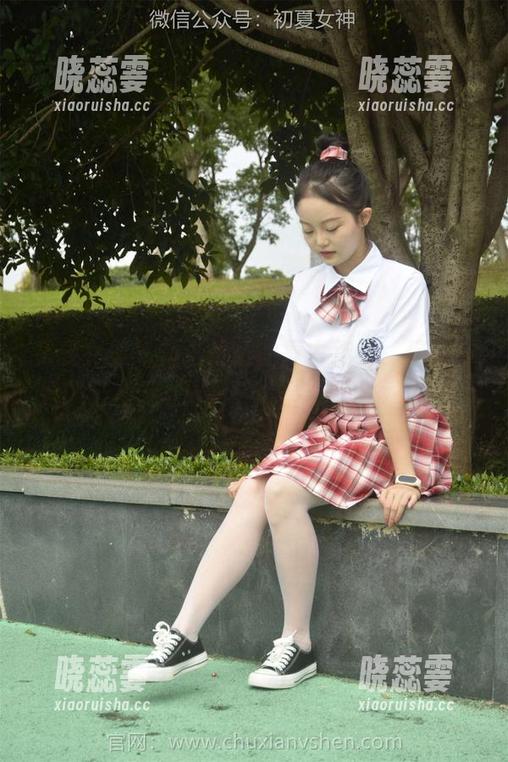 初夏女神-依依 初夏女神 - 精选依依的复古街头,你以为是Instagram?不,是“老派”潮流!