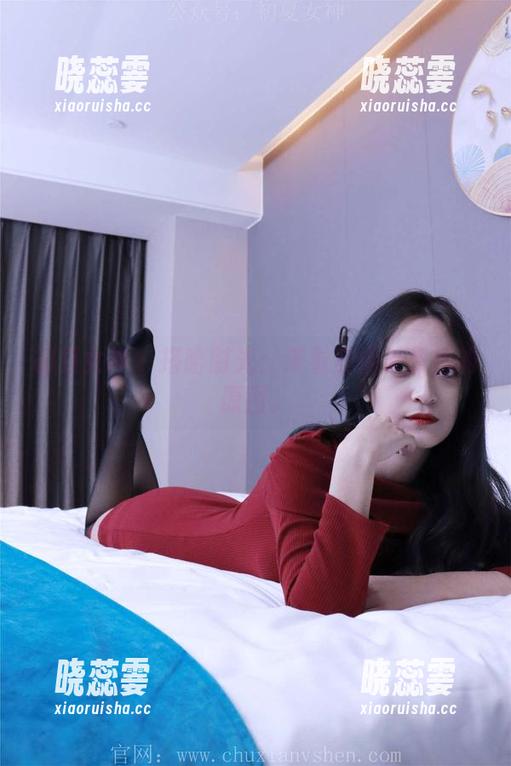 初夏女神 - 搭哈时光：来看安妮无意间的原图。