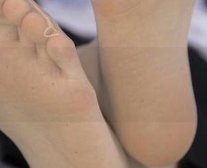 南国足艺 – 静儿的篇章：这双公主鞋里藏着的棉袜美脚图包