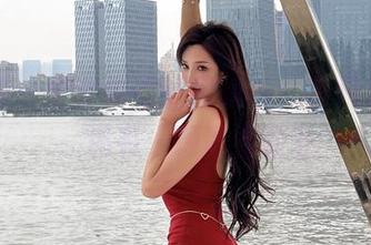 微密圈 – 全套校服的周妍希，不只是打扮，还有一颗青春的心