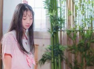 小猫咪穿上制服，喵糖映画美图下载中，完全不想到这里来发生的事！