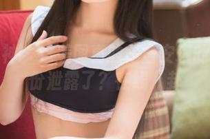 头条女神 – 这美图真的是童安琪的女王身份泄露了？在线八卦