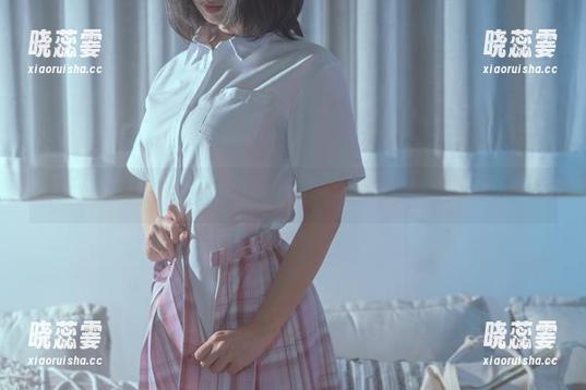 当泳衣遇上奶桃桃，属于你的观看时光！