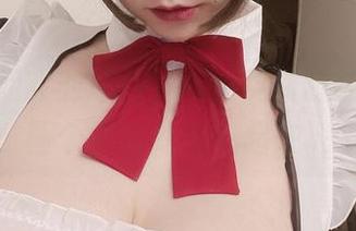 小泉学姐吖的原图，哇，免费时刻，好想画个圈圈把她包起来。