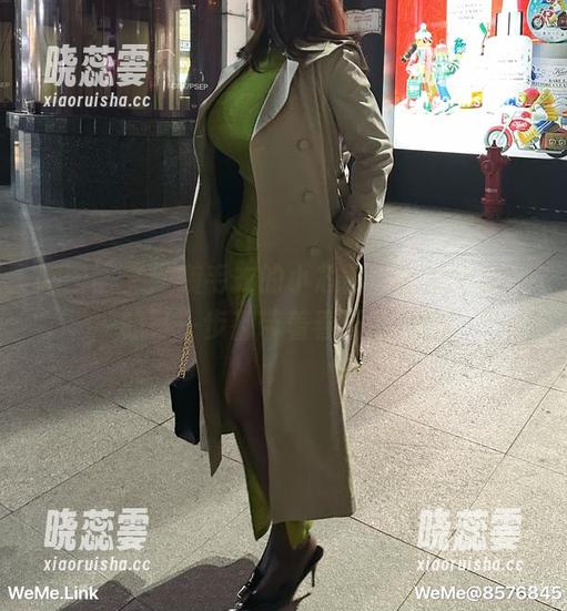 微密圈 - 一袭毛衣的小芯酱，原图里走出的每一步都带着春天的气息