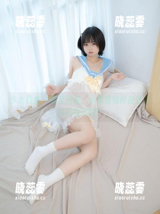 少女秩序 - 美足图鉴：小满是如何把足部拍到极致的？