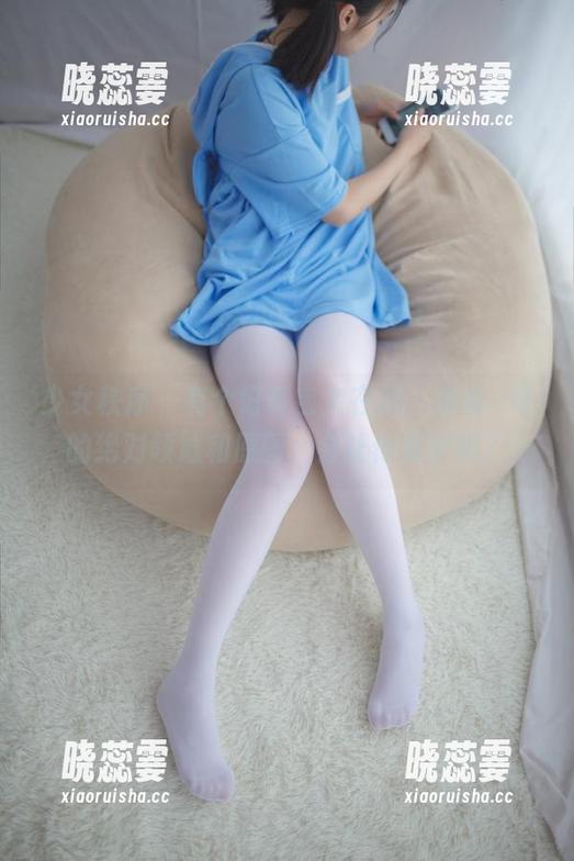 少女秩序 - 有个好奇宝宝在问，观看晞可的绝对领域和原图，会让他嫉妒吗？