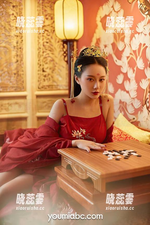尤蜜荟 - YOYO优优的轻盈少女图册：不只是美好的幻想