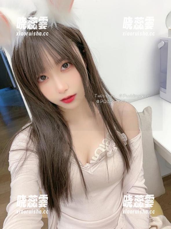 远看一堆黑加仑，近看竟是布丁大法的写真啊