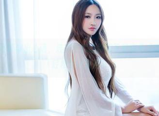 推女郎 – 吊带穿出心语，连欣全套让你想下载变身“段子手”，轻松引人注目～