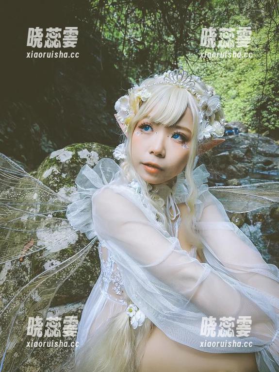 成功在无颜小天使wy灰丝精选里找到心头好，谁说我不严肃嘛！？