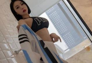 微密圈 – 果儿Victoria的黑丝吊带，高清照片每一帧都让人怀疑人生的搭配能力！