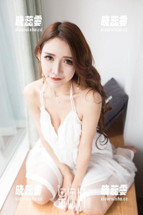 果团网 - 周大萌：一张写真，十段少女的恍惚时光。