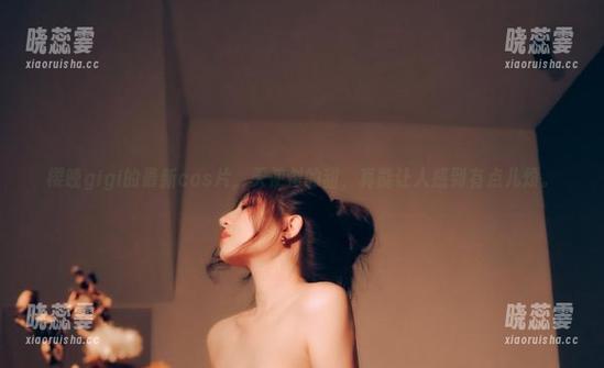 樱晚gigi的最新cos片，天使似的甜，真能让人感到有点儿烦。