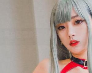 清颜颜子的黑白图像集合：太干净，怕是没谁敢靠近！