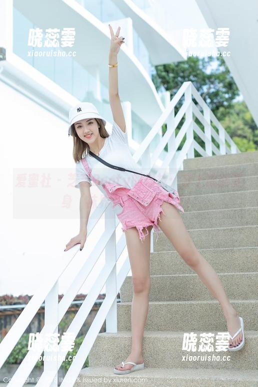 爱蜜社 - 芝芝Booty的棉袜：穿上就能变身‘袜界女王’的写真！