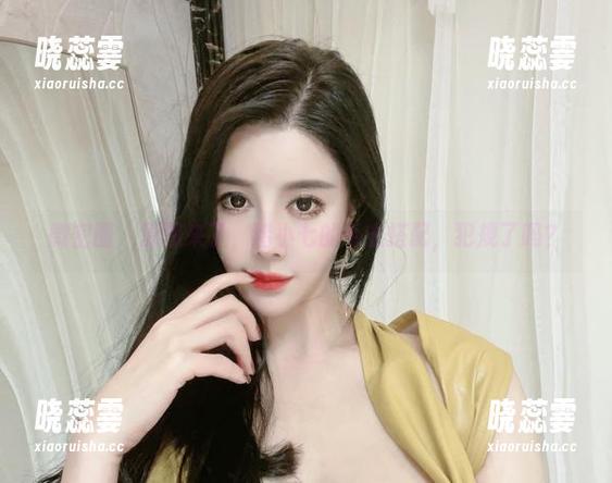 微密圈 - 原图来了，猪小七的毛衣搭配，犯规了吗？