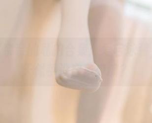 猫田圣奈奈的私拍合集：爱宕泳装，这夏天似乎没穿多少嘛？