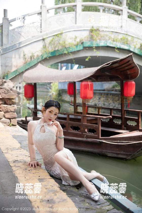 秀人网 - 暧昧至上！yoo优优不藏私的御姐图包，来张福利吧